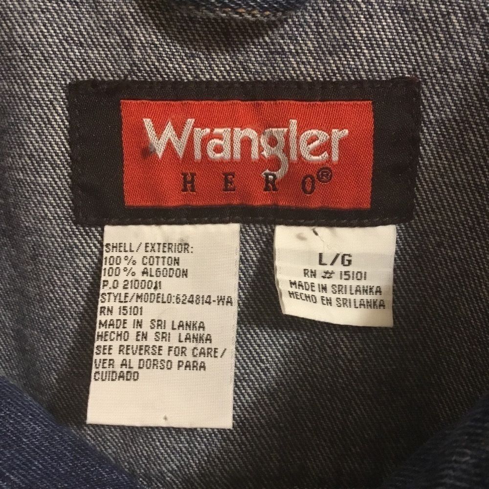 Wrangler Western Cowgirl Vintage Women's Blue and Pink Denim Jean Jacket L - Picture 3 of 7